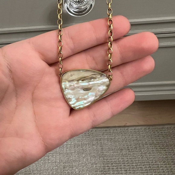 Kendra Scott Gold Iridescent Pendant Necklace - Picture 2 of 4